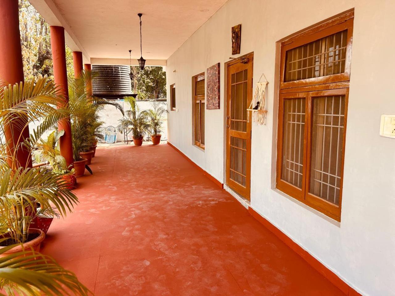 The English Gaon 4 Bhk Bhopal Eksteriør bilde