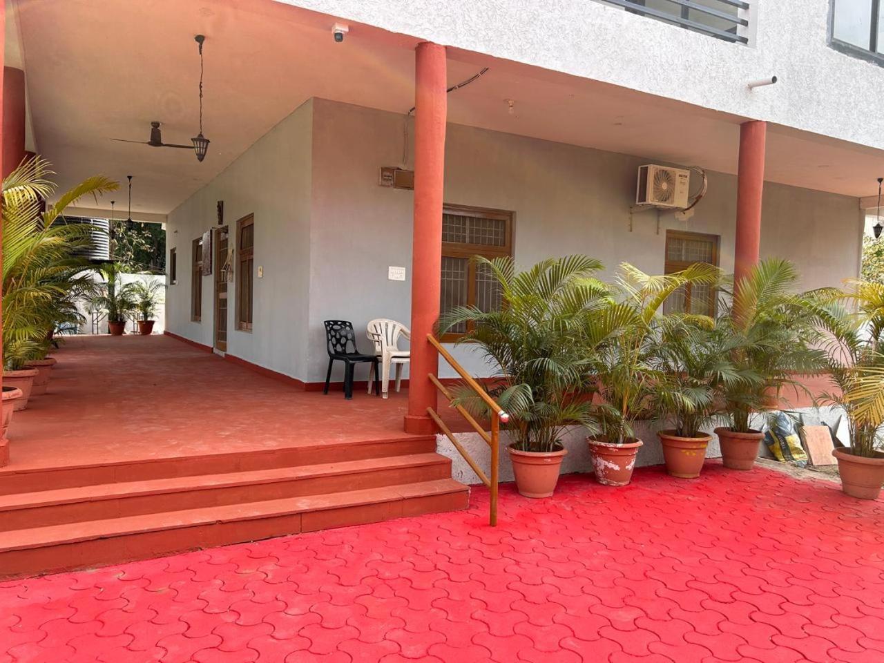 The English Gaon 4 Bhk Bhopal Eksteriør bilde